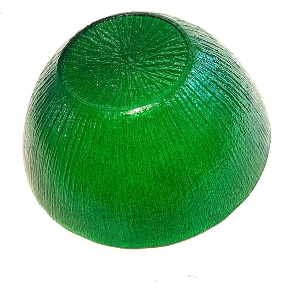 Vintage Emerald Green Glass Bowl - Picture 5 of 5